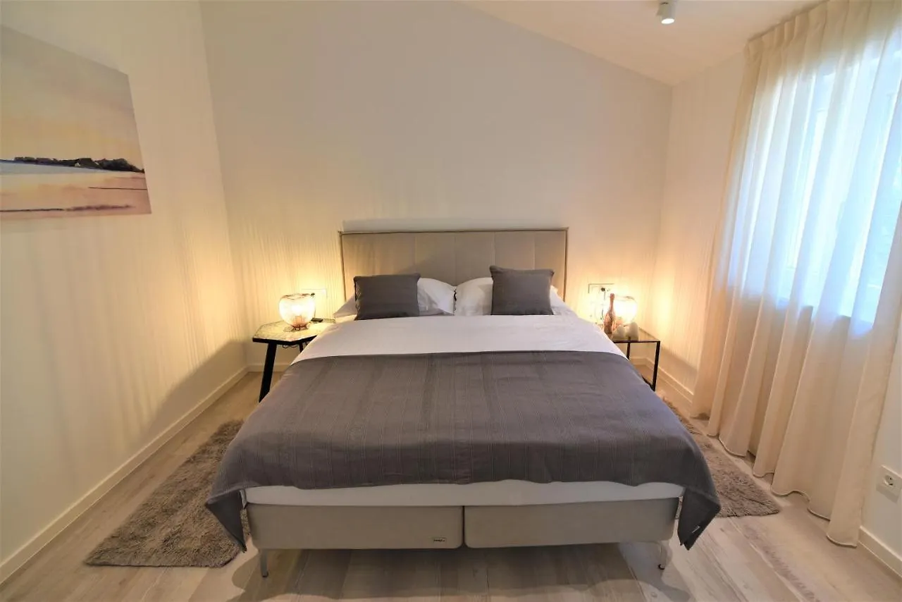 Letorina Rooms And Apartments With Pool Matulji 0*,  Kroatië