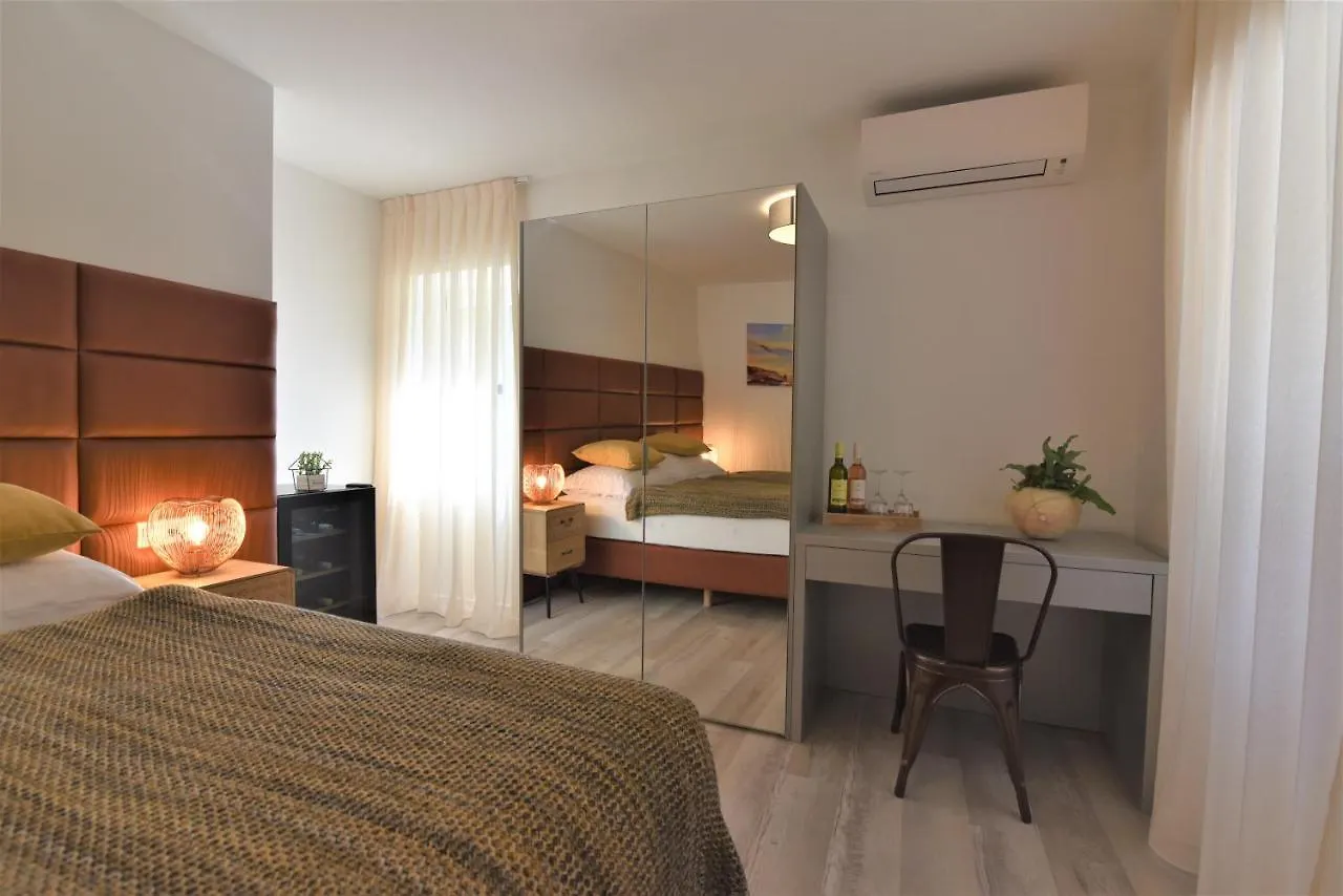 Letorina Rooms And Apartments With Pool Matulji