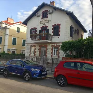 https://vila-marjan-rooms.splithotels.org