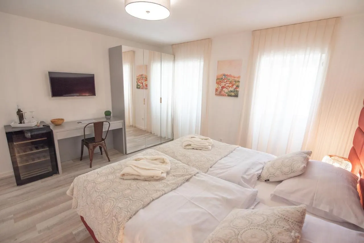 Letorina Rooms And Apartments With Pool Matulji Frühstückspension