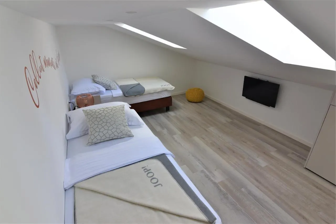 Frühstückspension Letorina Rooms And Apartments With Pool Matulji Kroatien