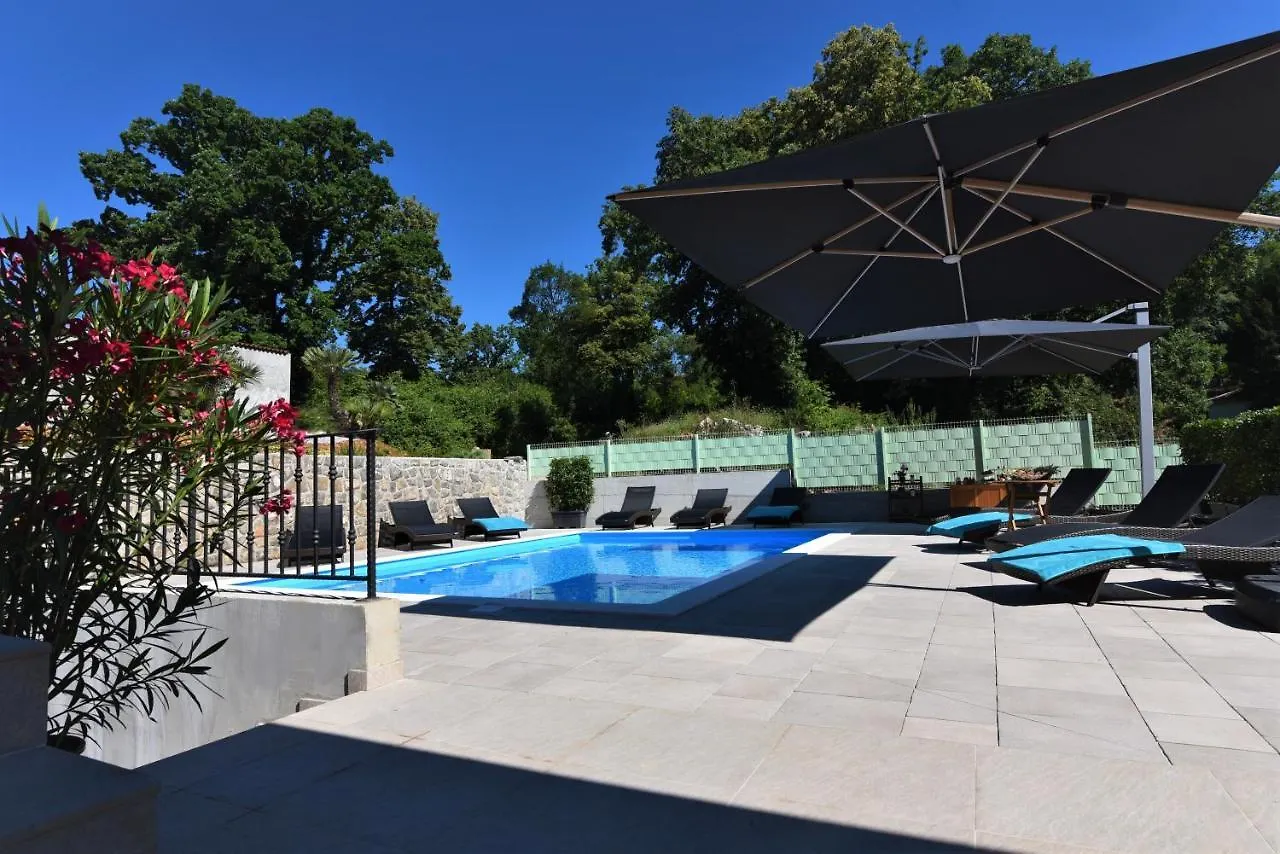 Letorina Rooms And Apartments With Pool Matulji Frühstückspension